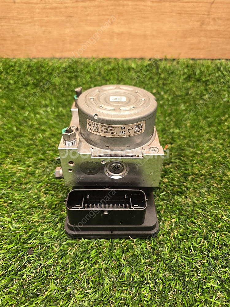 르노 SM6 ABS 모듈 476608426R 3만원--0